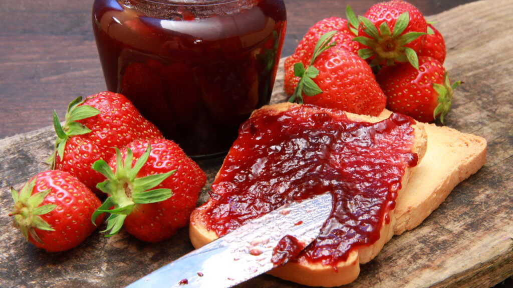 Receitas de geleias com frutas que preservam vitaminas essenciais