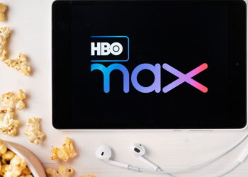 Filme que mistura ficção científica e emoção humana encanta os assinantes