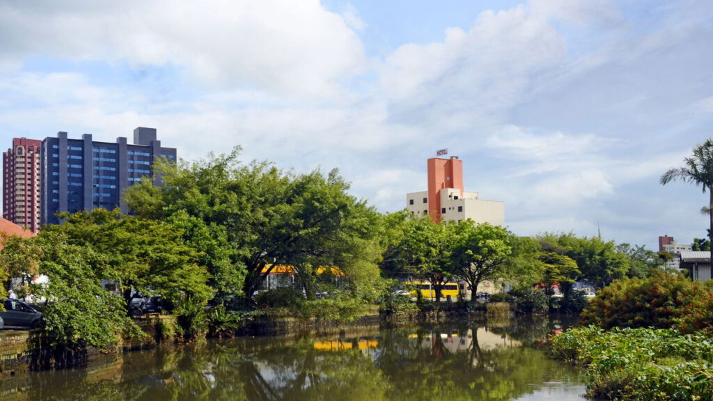 Cidade de SC encanta pelos pontos turísticos imperdíveis