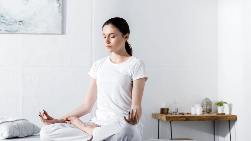 Como pequenos hábitos diários podem melhorar seu humor segundo a psicologia