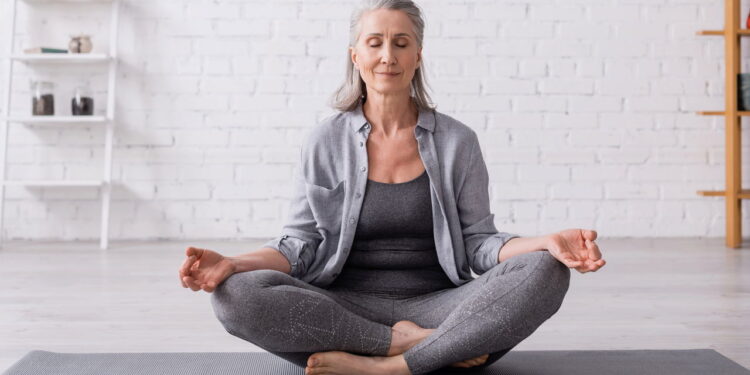 O papel da meditação em reduzir a ansiedade cotidiana segundo a psicologia