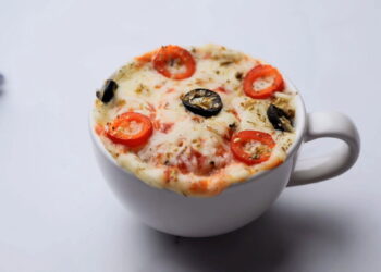 Estas 3 receitas de micro-ondas vão te surpreender com o quão boas ficam