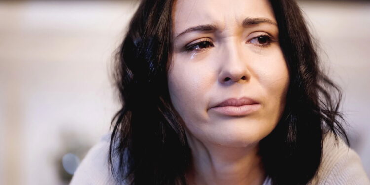 Como gerenciar emoções no ciclo feminino segundo terapeutas especializados