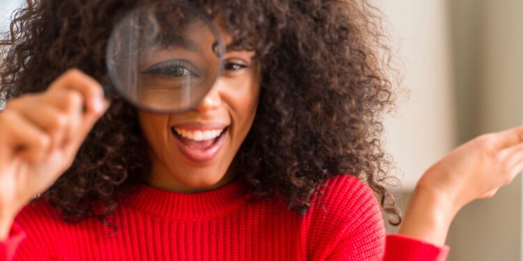 Como a curiosidade mantém a mente ativa e engajada segundo a psicologia