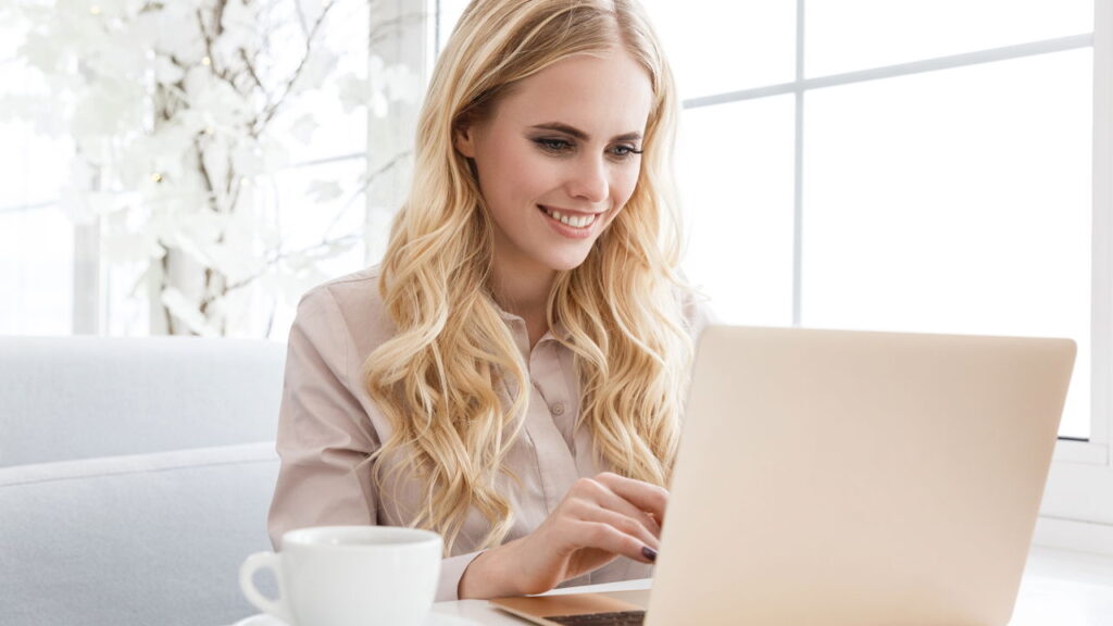 Pensamentos positivos para alcançar metas com mais confiança, segundo a psicologia