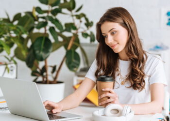 3 ervas que promovem uma visão nítida e alívio de irritações oculares