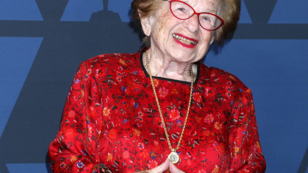 Morreu aos 96 anos terapeuta sexual mundialmente famosa