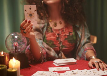 O que a carta do Tarô de cada signo revela sobre sua fase atual