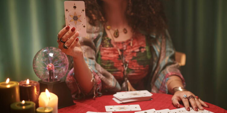 O que a carta do Tarô de cada signo revela sobre sua fase atual