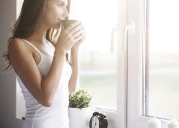 Rituais diários para ajudar mulheres a controlar ansiedade segundo terapeutas