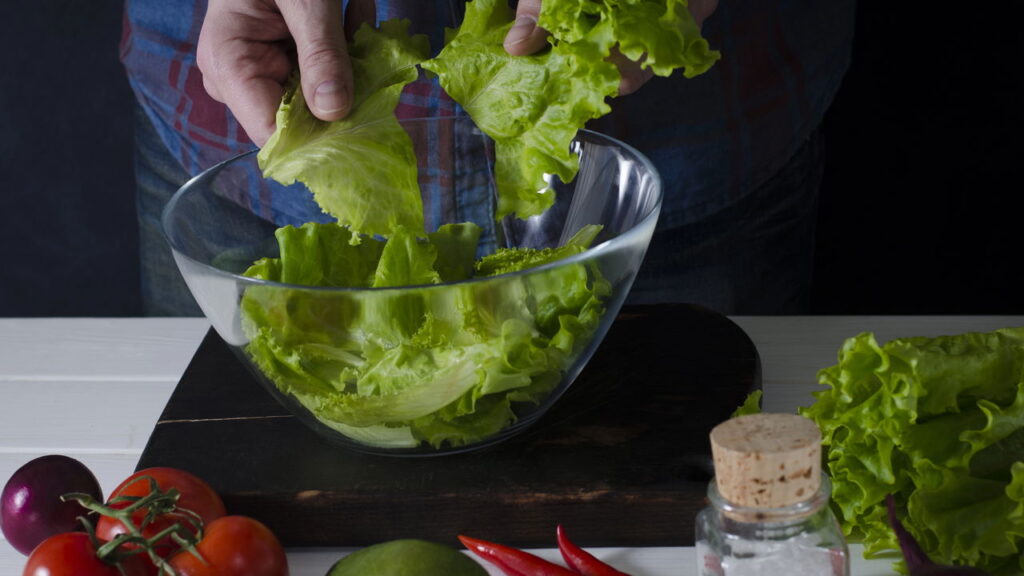 Dicas infalíveis para manter alface crocante por dias