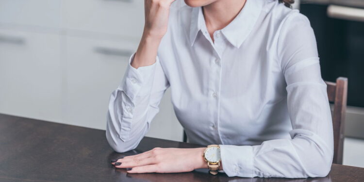 Segundo especialistas, esse comportamento pode estar associado a ansiedade crônica