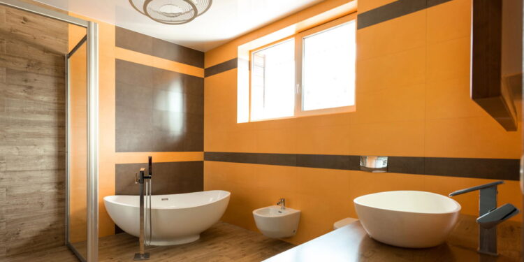 Só não faça isso no seu banheiro! De acordo com o designer de interiores, você definitivamente vai se arrepender desses 5 ladrilhos