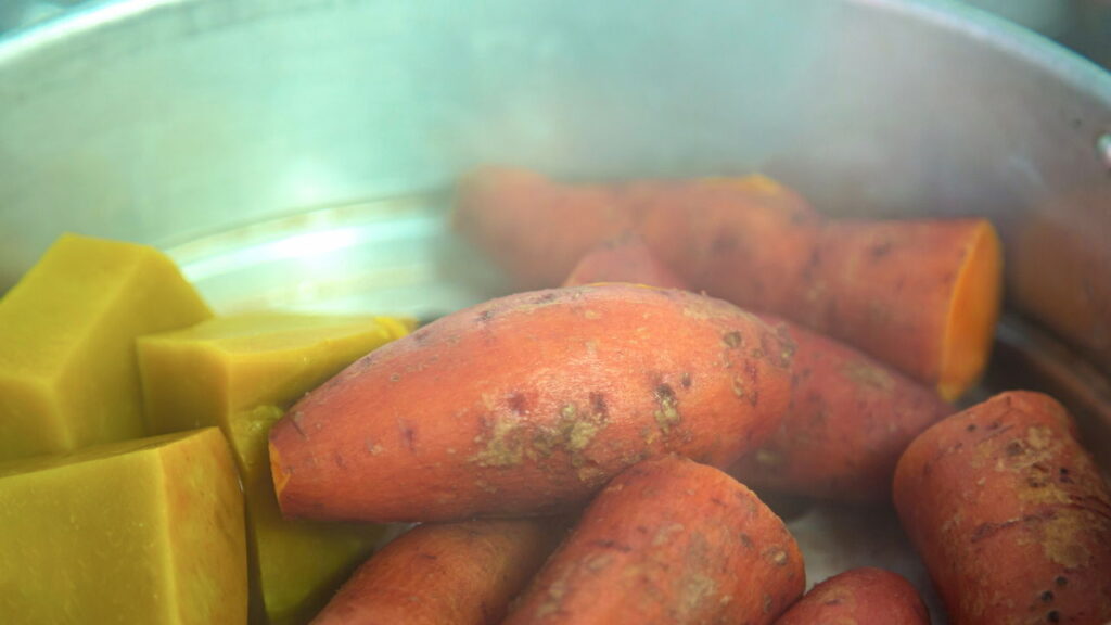 Técnicas para manter batatas doces firmes e sem brotos por semanas