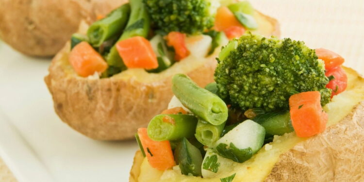 A receita simples com batata que vai mudar suas refeições