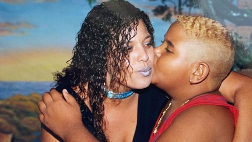 Ex-mulher de Péricles morre aos 56 anos