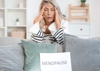Como cuidar do corpo e mente no climatério, segundo especialista