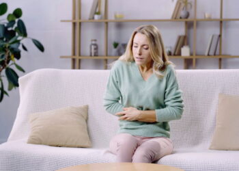 Os 5 melhores exercícios para aliviar cólicas menstruais e melhorar o bem-estar