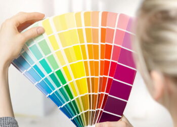 As cores que ampliam quartos pequenos e deixam o ambiente aconchegante