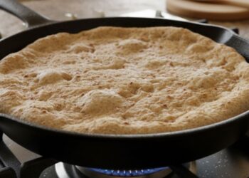 A receita de pão integral na frigideira, sem glúten e sem farinha, para um lanche rápido