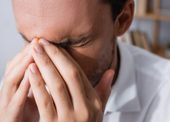 Estresse atinge milhões de brasileiros e afeta corpo e mente todo dia