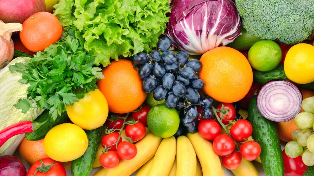 Alimentação com esses alimentos acelera o envelhecimento, segundo nutricionistas