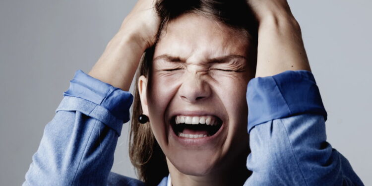 Esse comportamento aumenta a insatisfação pessoal, segundo especialistas