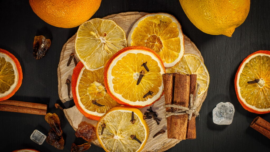 Como eliminar larvas e moscas do lixo com receita caseira simples