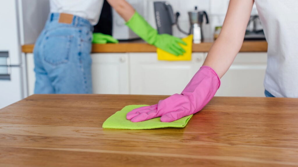 Como se livrar das mosquinhas de frutas de maneira natural