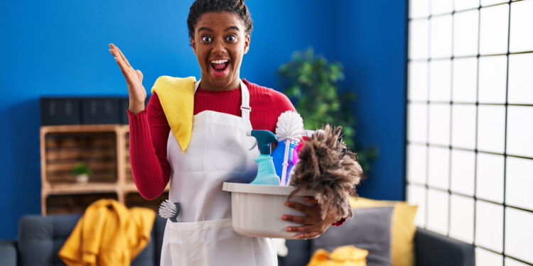 Segredos de limpeza expressa para impressionar visitas de surpresa