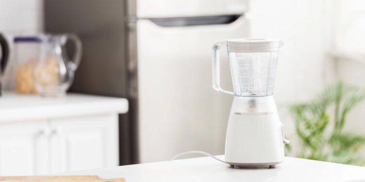 Com um simples truque, seu liquidificador vira um moedor potente