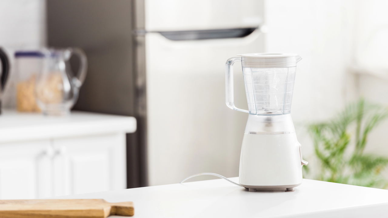 Com um simples truque, seu liquidificador vira um moedor potente