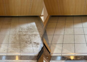 Nem detergente, nem vinagre: como tirar manchas do chão com soluções naturais