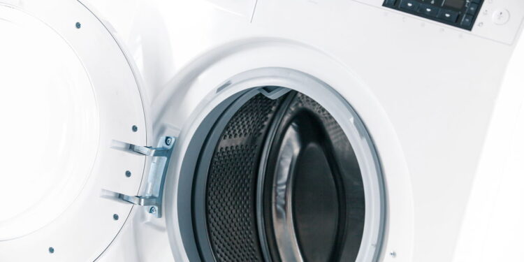 O melhor jeito de limpar a máquina e acabar com o mau cheiro