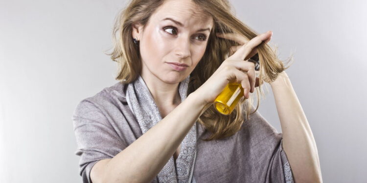 Cabelos ressecados podem ganhar vida nova com máscaras capilares que funcionam de verdade