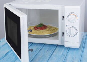 Receitas de massa no micro-ondas melhoram o jantar com sabor e rapidez