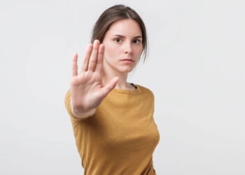 O que não fazer ao limpar o banheiro para evitar contaminação