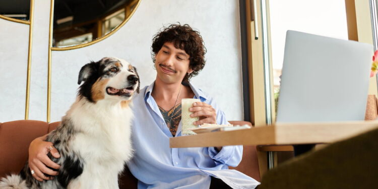 Nomes de cachorro inspirados em filmes estão conquistando os tutores