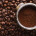 Essa é a forma correta de guardar o café, segundo especialistas: “Nunca na geladeira, pois o sabor se perde rapidamente”