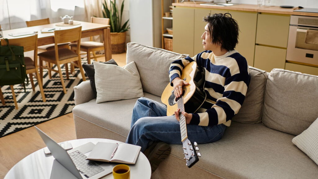 Por que seu corpo precisa de descanso profundo mesmo quando não dorme