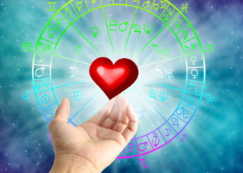 Astrologia aponta três signos com chances de reencontros no amor