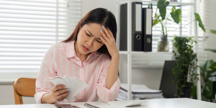 Maneiras de aliviar o peso de responsabilidades financeiras pessoais segundo terapeutas