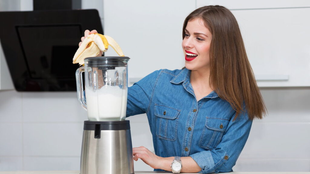 Como criar shakes com flores para pós-treino revigorante