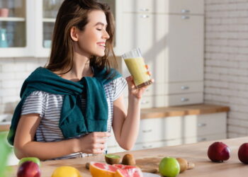 O segredo do suco natural que pode salvar sua visão do envelhecimento precoce