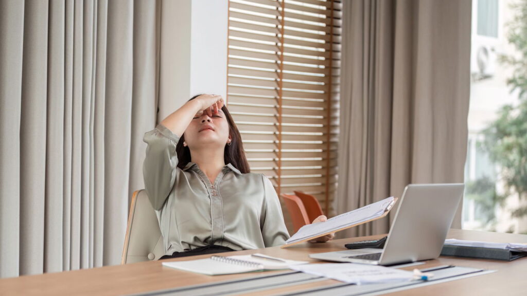 Ritual de autoamor para aliviar a tensão diária das mulheres segundo terapeutas