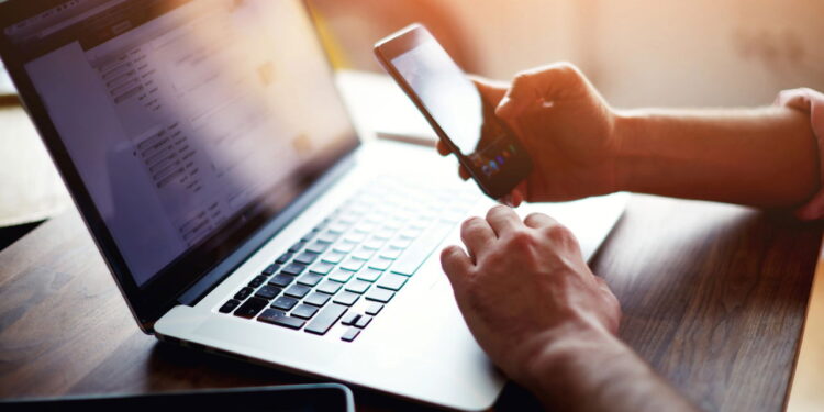 Truque simples no celular ajuda a reduzir o uso excessivo sem esforço