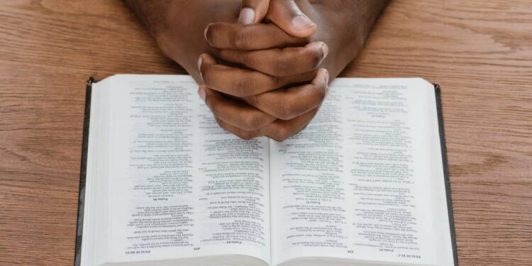 Mensagens bíblicas para quem está enfrentando momentos difíceis