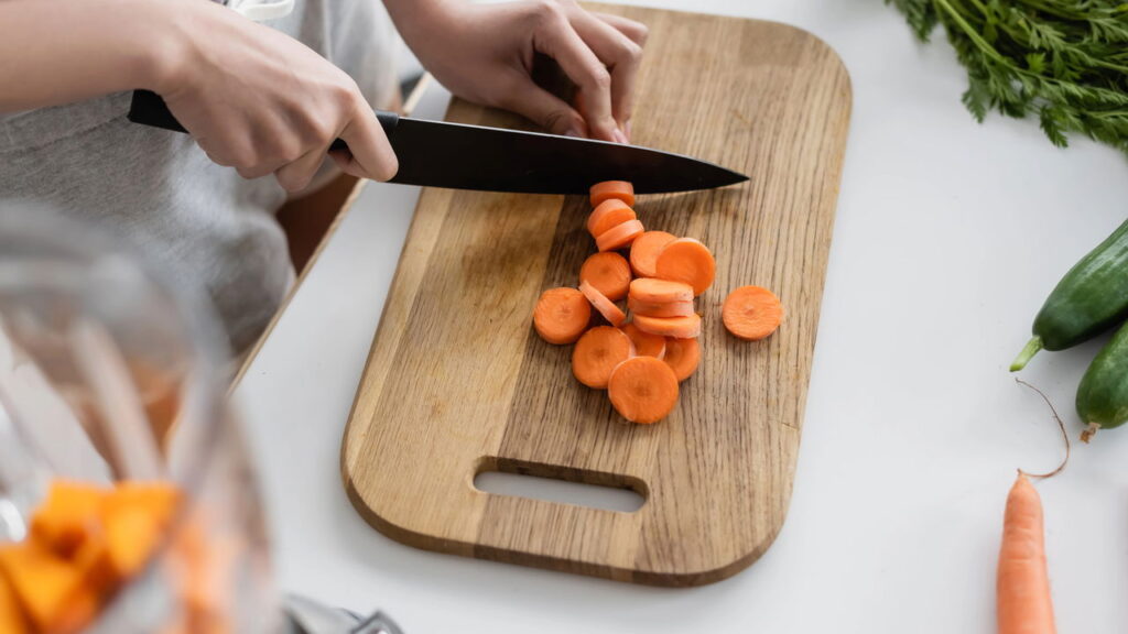 Dicas para conservar cenoura sem perder a crocância