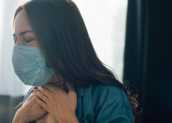 Ervas para aliviar a garganta inflamada com alívio natural