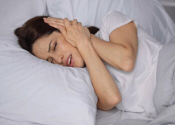 Ervas eficazes para aliviar dores e infecções no ouvido naturalmente